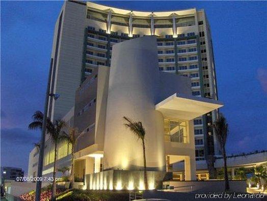 Krystal Urban Cancun & Beach Club Extérieur photo
