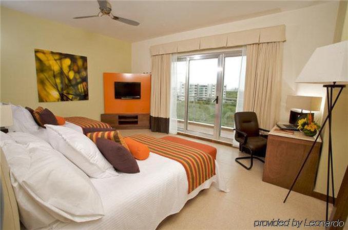 Krystal Urban Cancun & Beach Club Extérieur photo