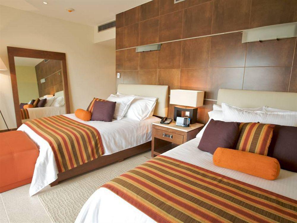 Krystal Urban Cancun & Beach Club Extérieur photo
